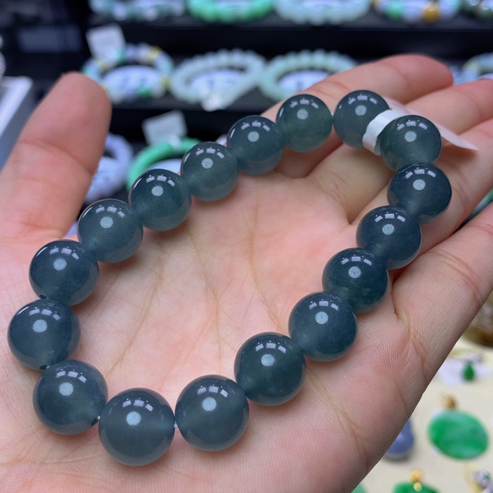 翡翠手链未镶嵌翡翠