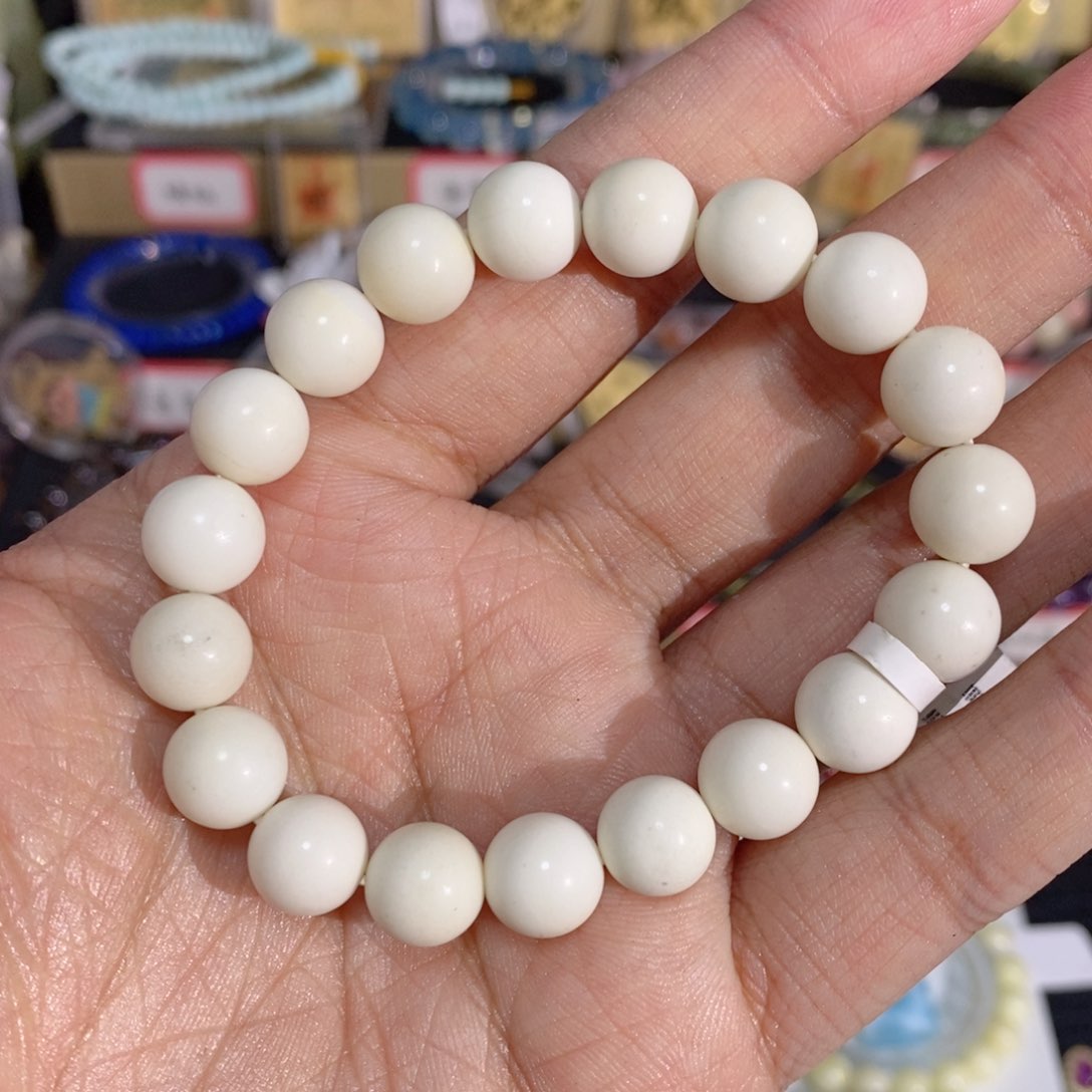 石英质玉（黄龙玉）手链未镶嵌缅白