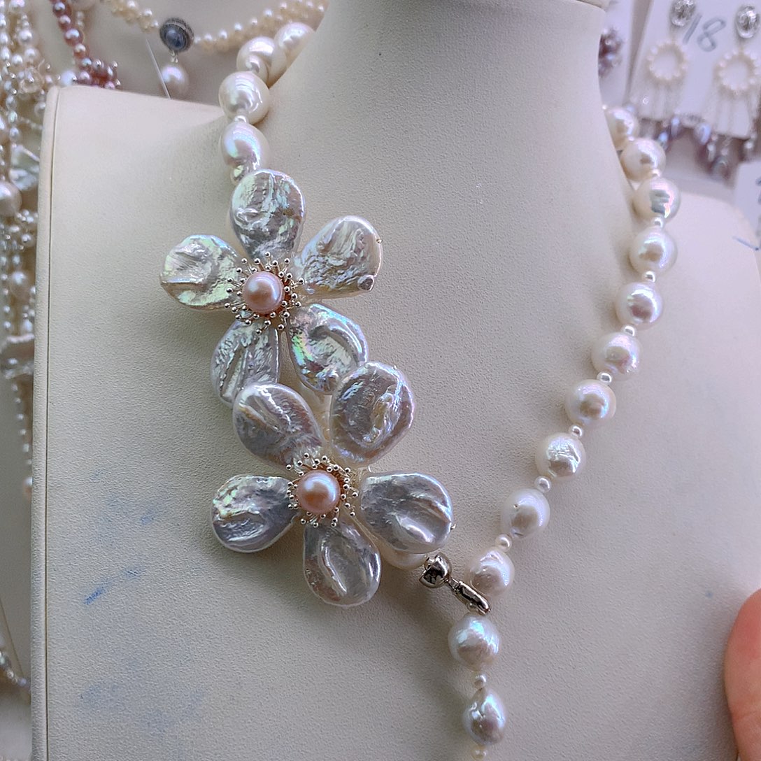 用***2项链淡水珍珠未镶嵌