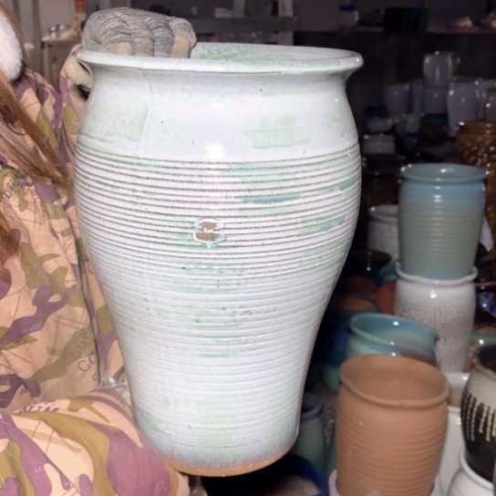 红陶口18高32瑕疵