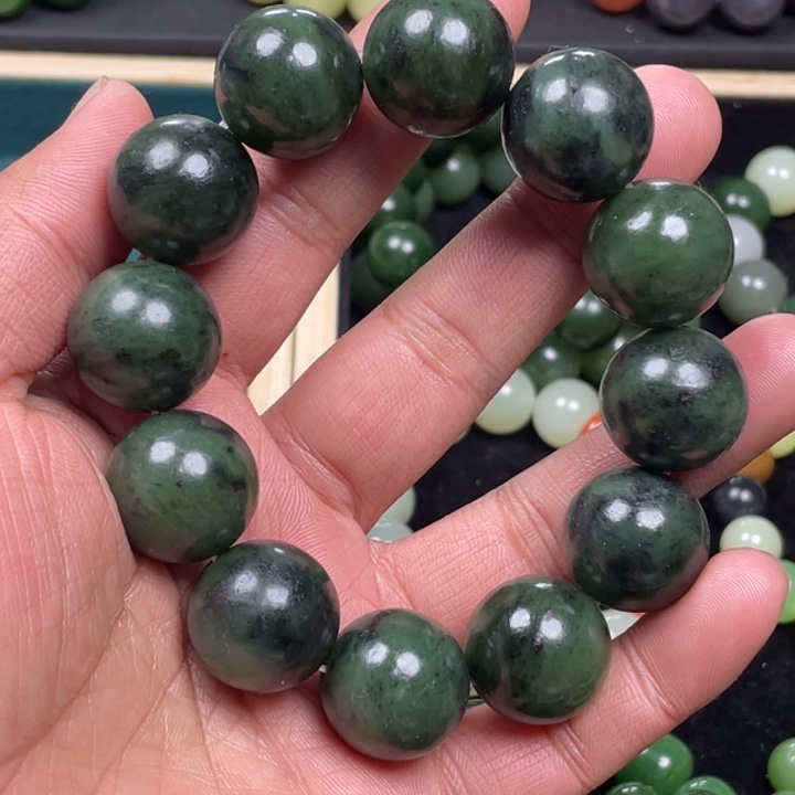 和田玉手串未镶嵌