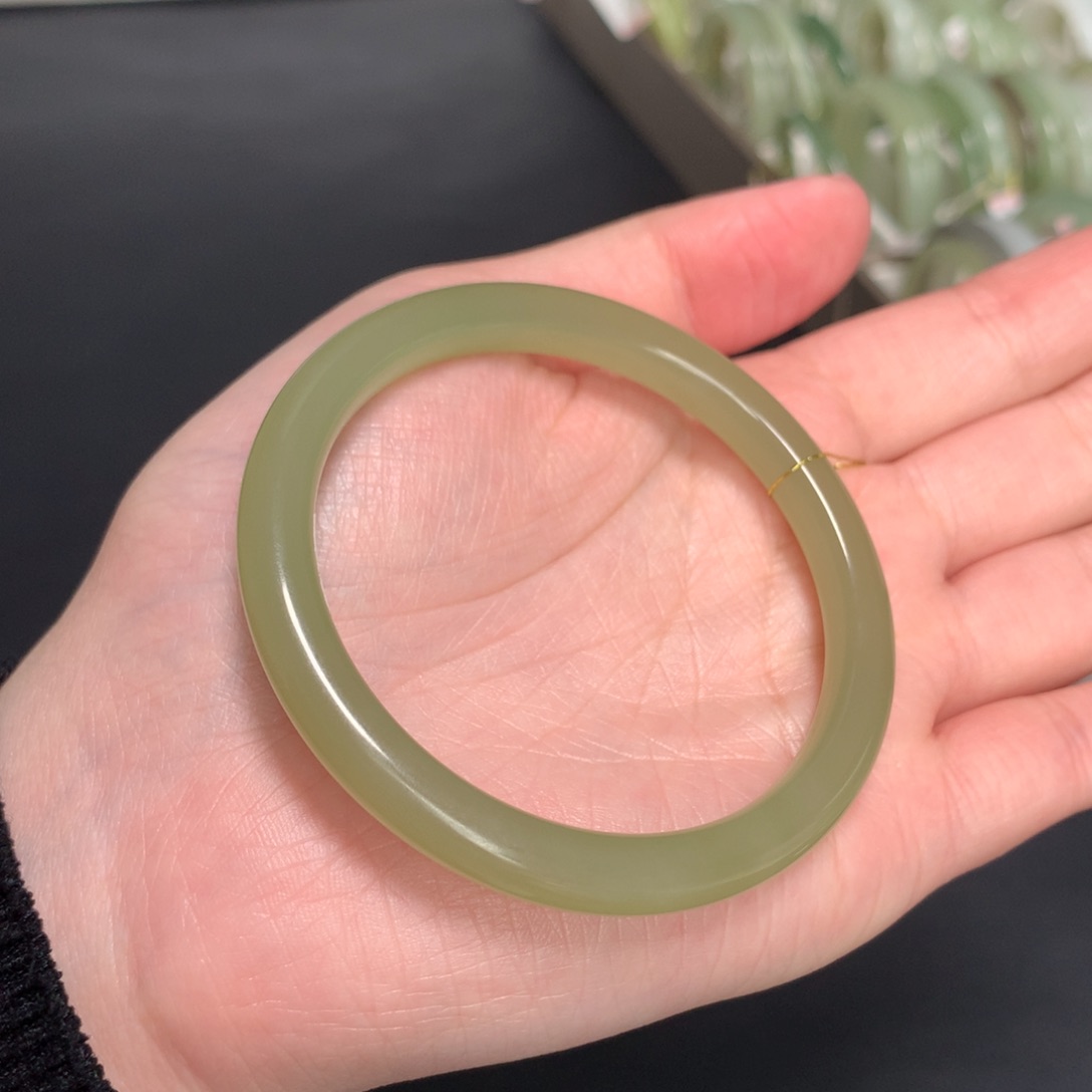 和田玉手镯未镶嵌55