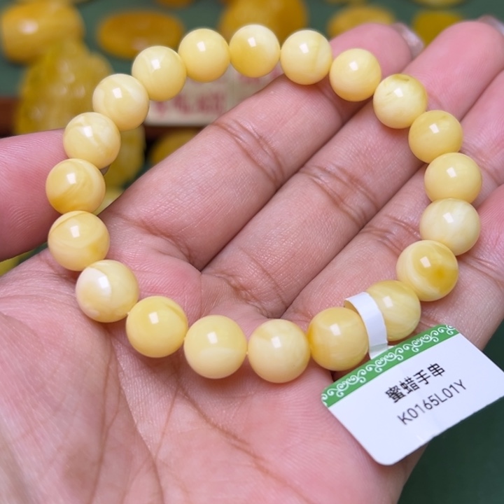 蜜蜡未镶嵌珠宝奇石