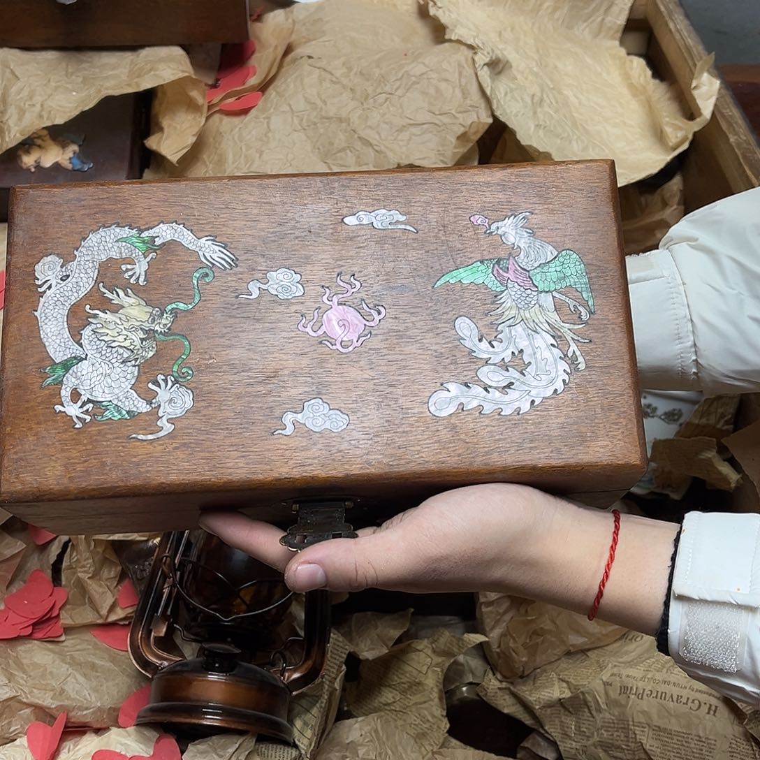 大叶紫檀（黑酸枝木类）