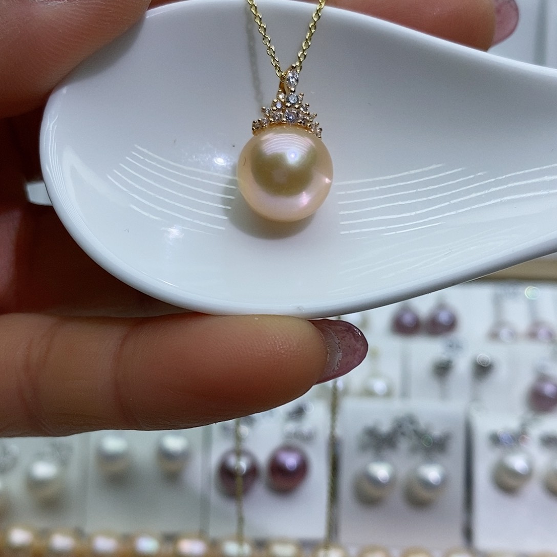 淡水珍珠吊坠(赠链)银S925镶嵌