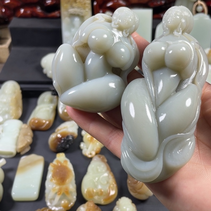 老***雷和田玉（糖玉）未镶嵌摆件