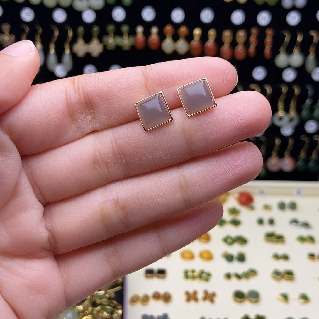 和田玉银S925镶嵌耳饰