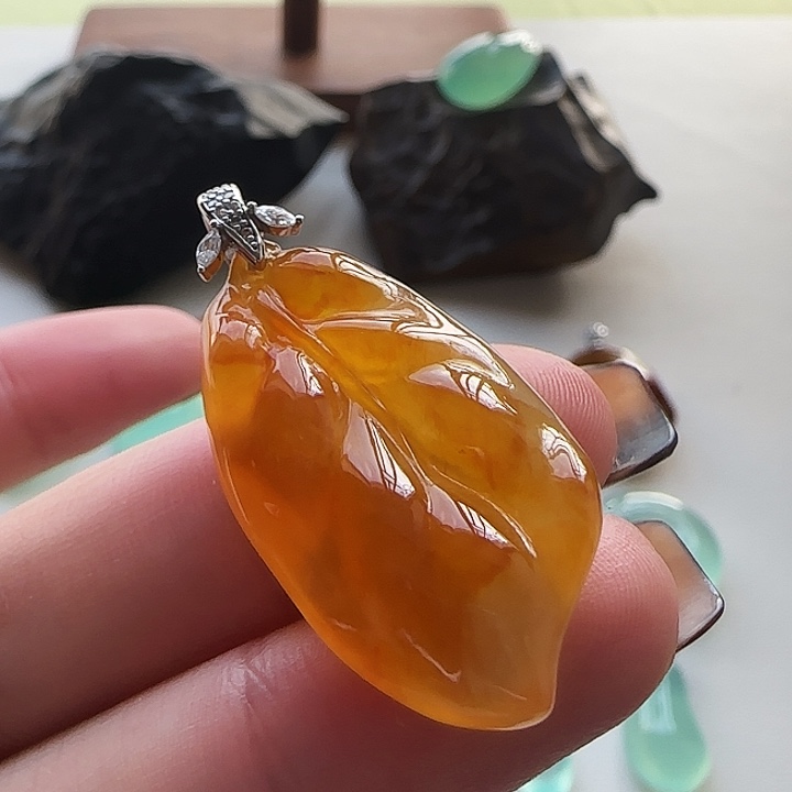 岫玉银S925镶嵌颈饰岫玉