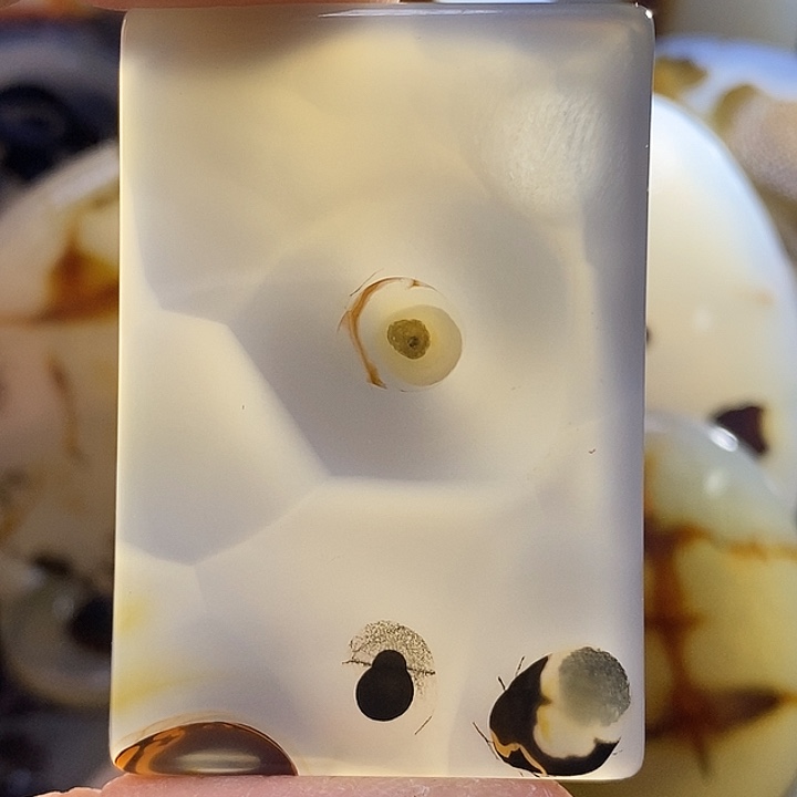 未镶嵌颈饰玛瑙/玉髓啊*