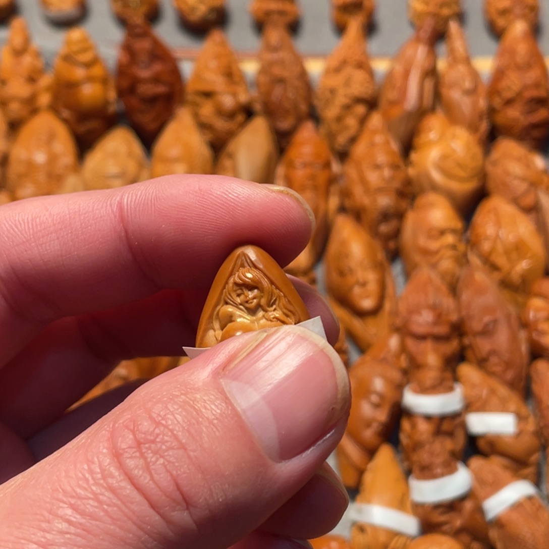 ️***️手串/手链橄榄核大漏美女微瑕