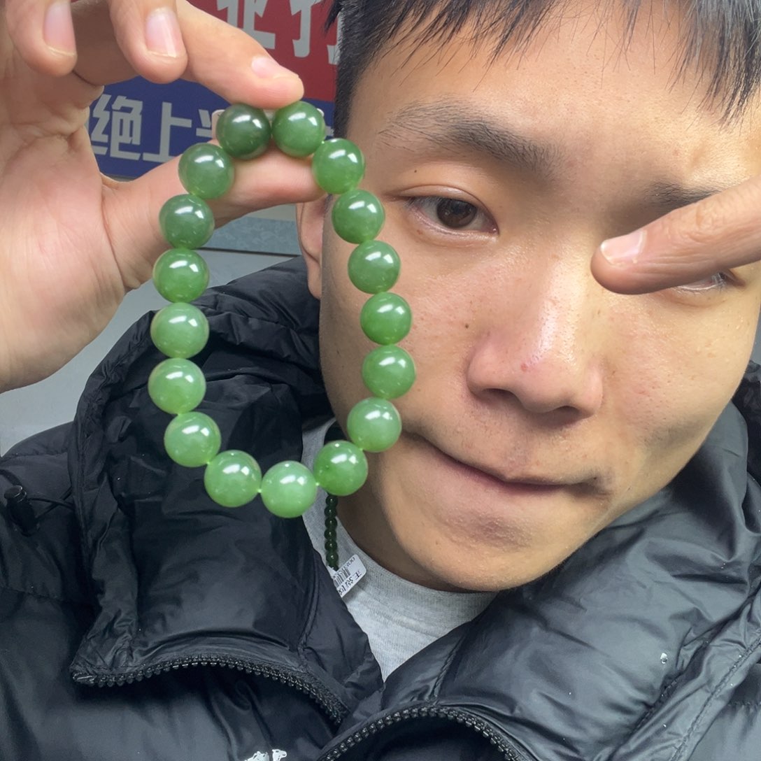 和田玉手链未镶嵌多样性拍一发一俄罗斯碧玉卡12无黑点