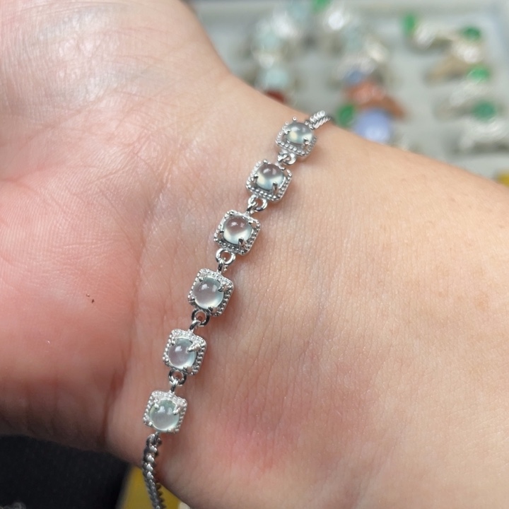 翡翠未镶嵌戒指缅甸天然翡翠