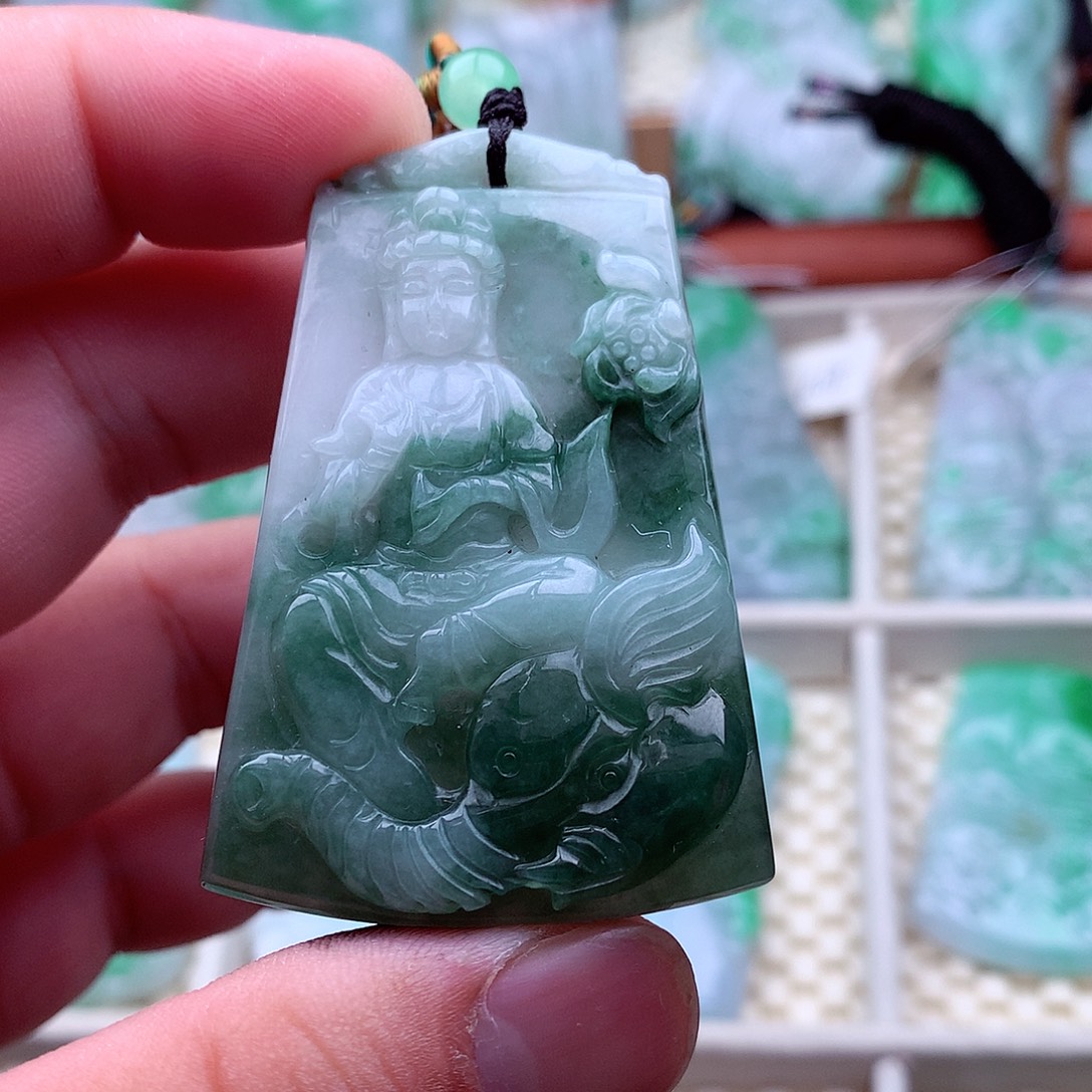 翡翠未镶嵌吊坠(不含链)