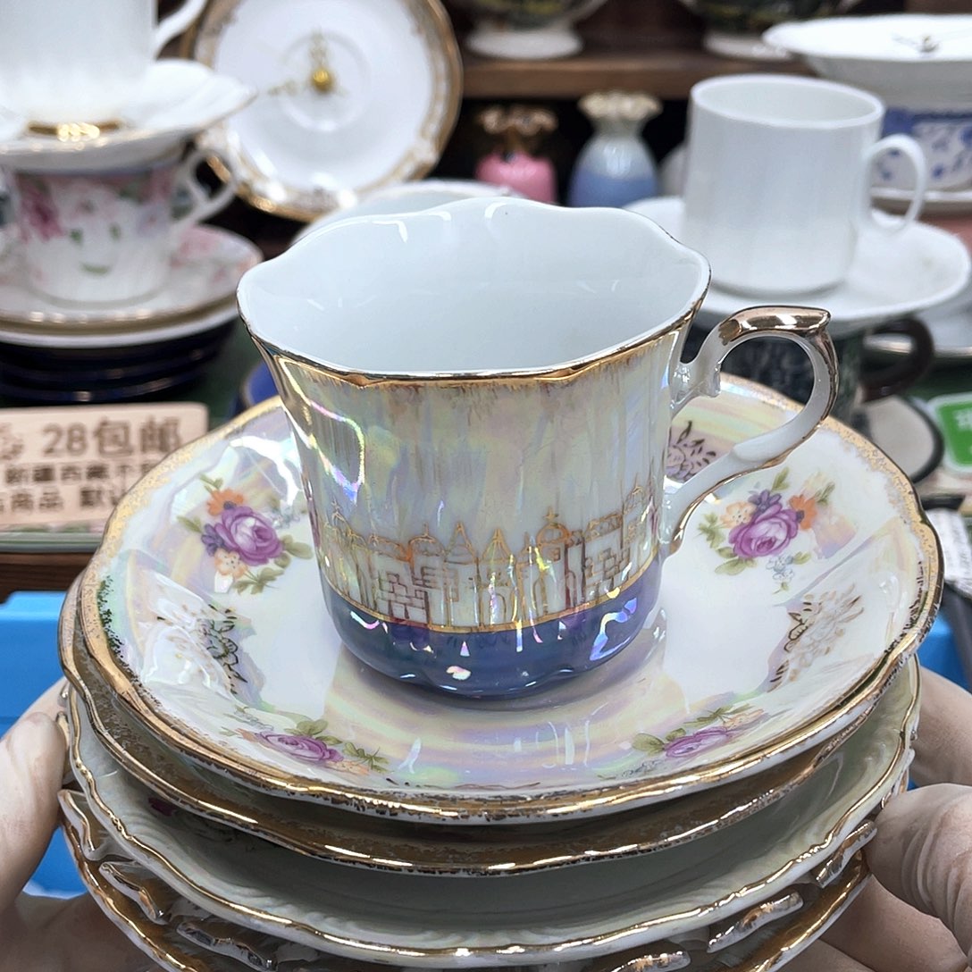 清***柔鹿屋家的美丽咖啡杯