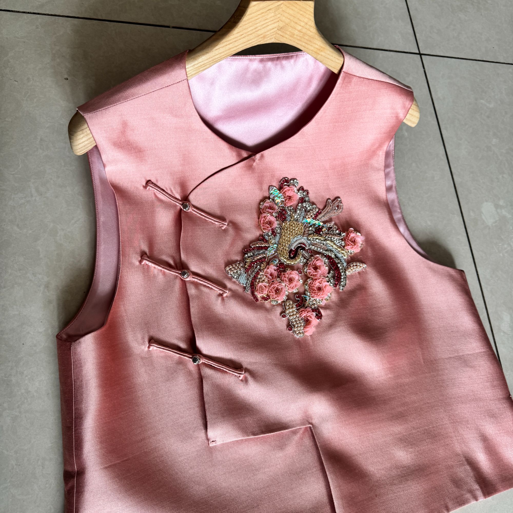 粉红佳人 新中式桑蚕丝羊毛重工刺绣马甲