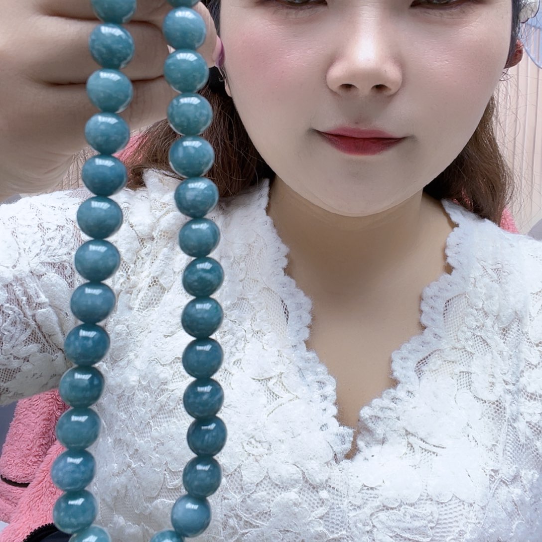 翡翠未镶嵌颈饰项链