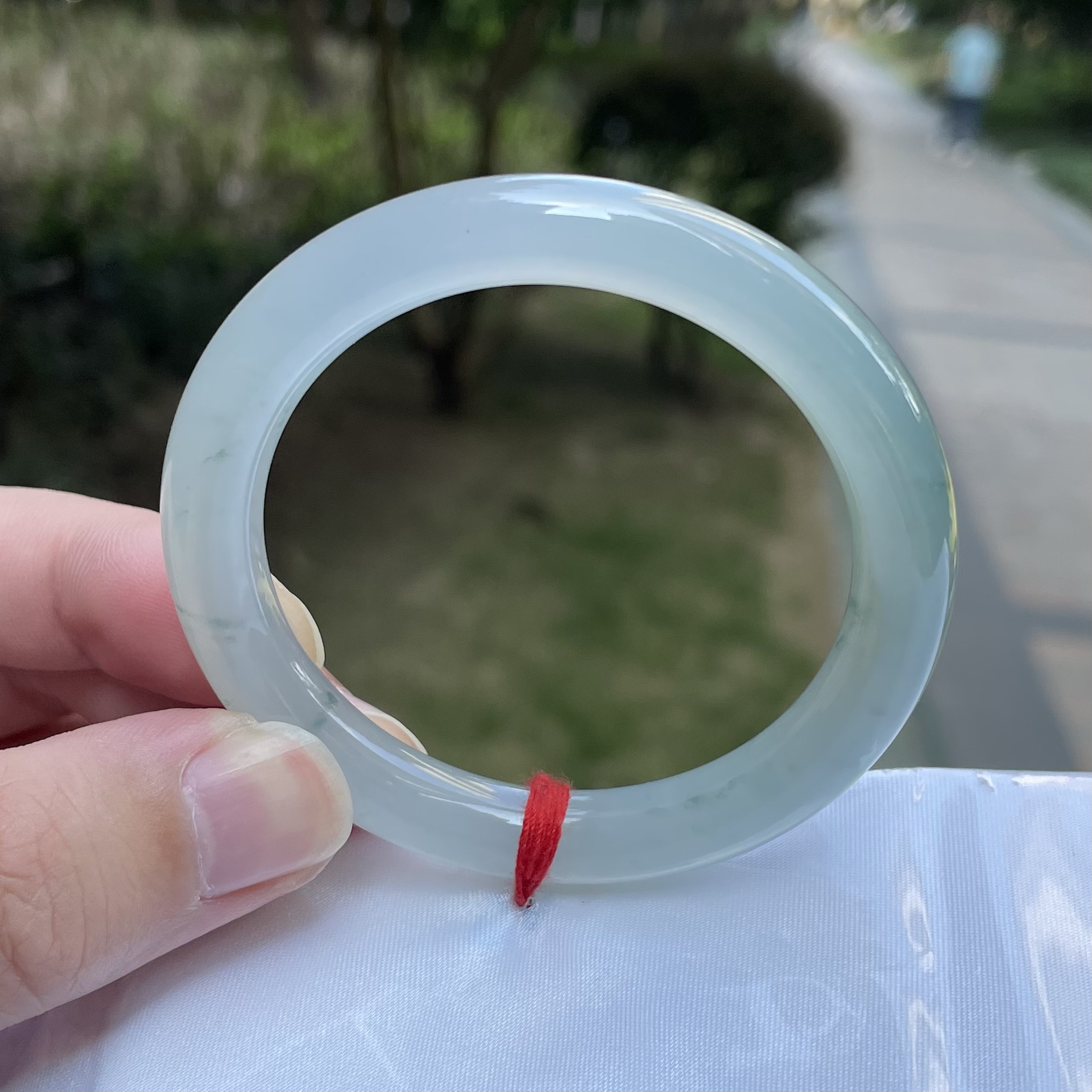 天然翡翠冰飘花半山水圆条 五十一点八圈口 圆条