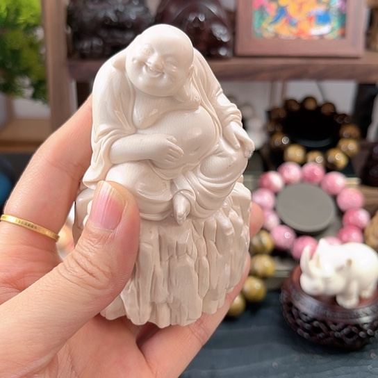 树脂制品特色手工艺