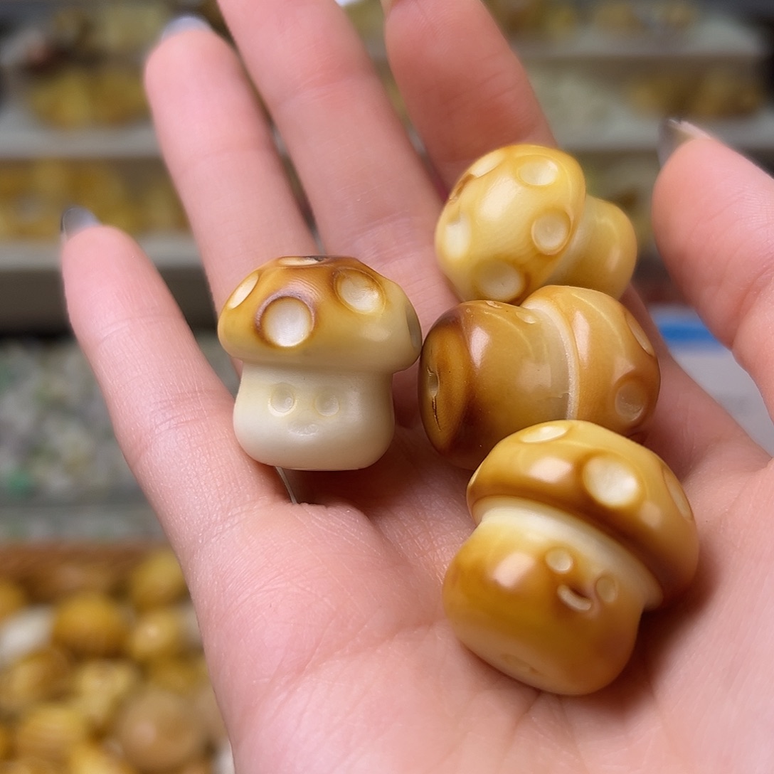 菩提根/象牙果吊坠瑕疵炭烤蘑菇10颗配大小