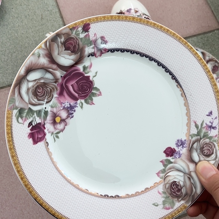 一****新骨瓷默认微瑕2个8英寸玫瑰花