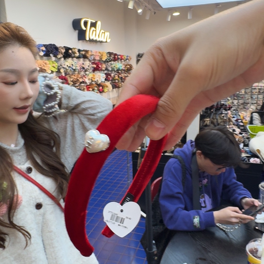 布艺铁合金红色绒面爱心发箍