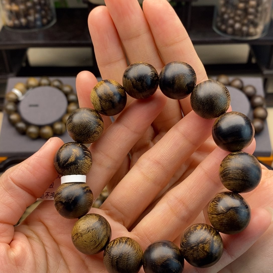 沉香手串杰越南芽庄白棋瘤疤1.6