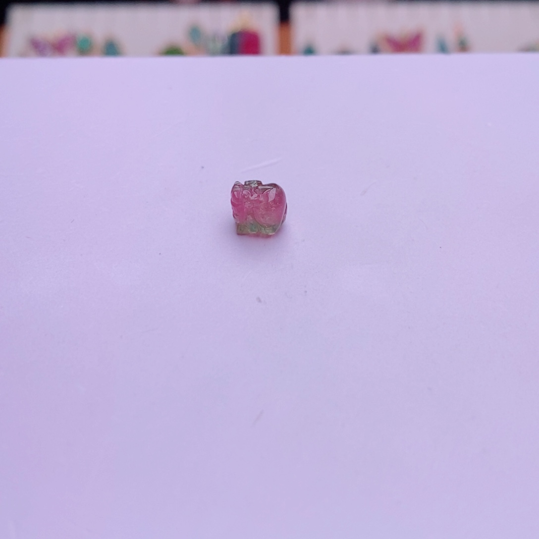 未镶嵌单颗貔貅m碧玺