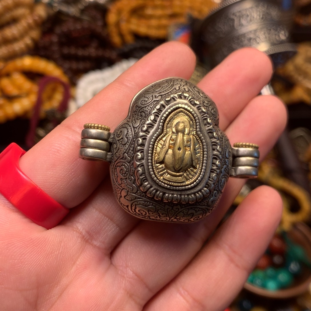 泥塑娘啦擦擦骰子