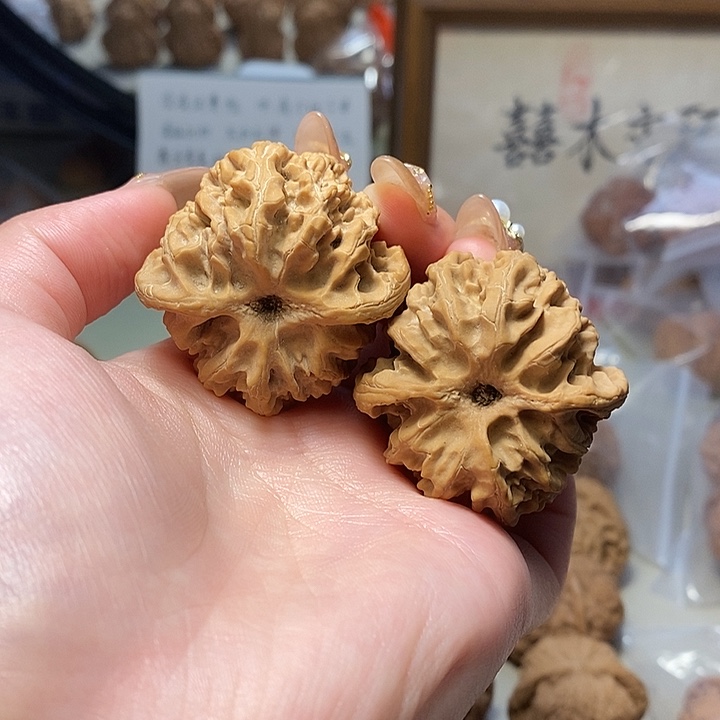 吊坠文玩核桃41苹果园