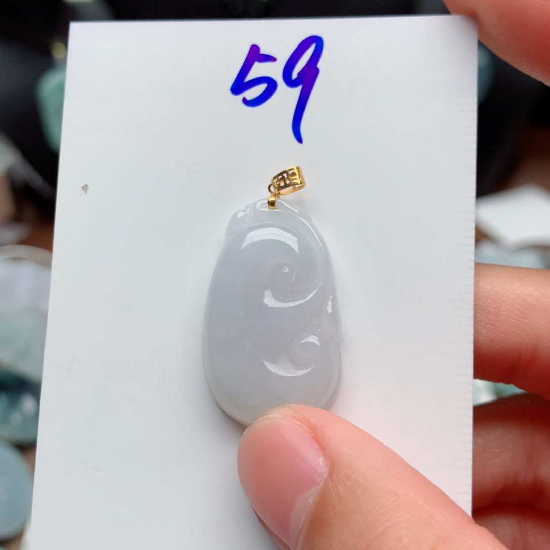 翡翠颈饰18K金镶嵌吊坠