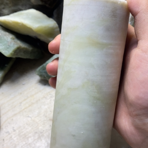 透闪石质玉未镶嵌珠宝半成品