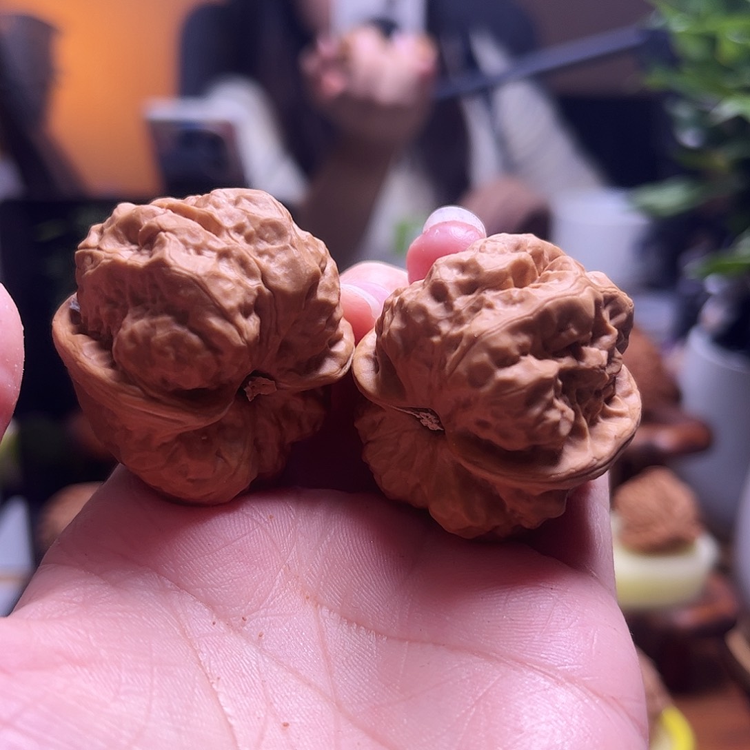 小***乄把件文玩核桃37尺蛤蟆56