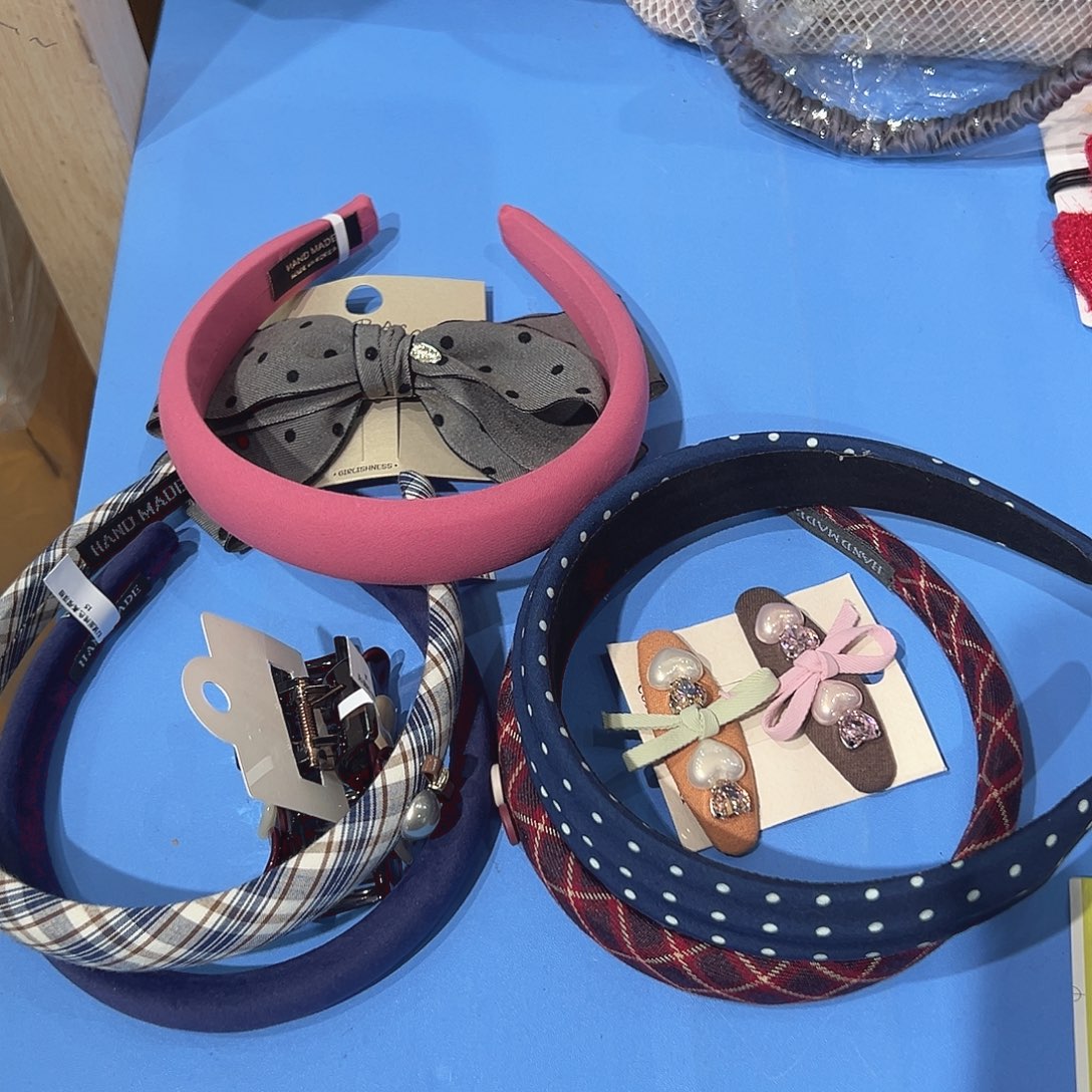 蹦***哒非金属发箍5个抓夹1边夹1弹夹1