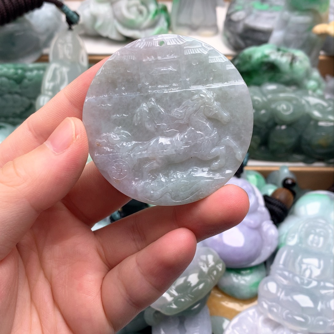 吊坠(不含链)未镶嵌翡翠