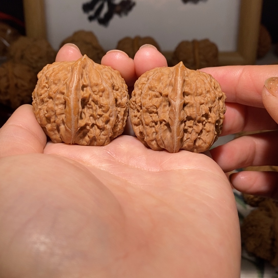 文玩核桃把件37尺137狮子头