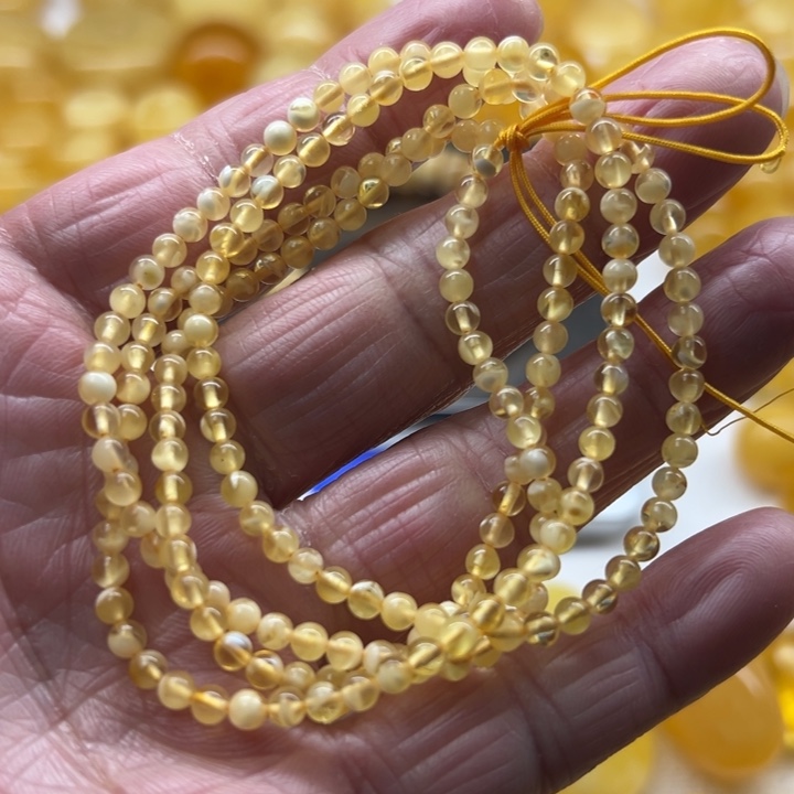 琥珀（矿物珀）未镶嵌裸石