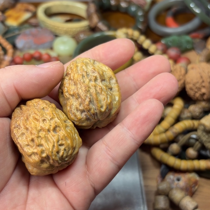 清***无岫岩河磨玉（透闪石质玉）未镶嵌颈饰