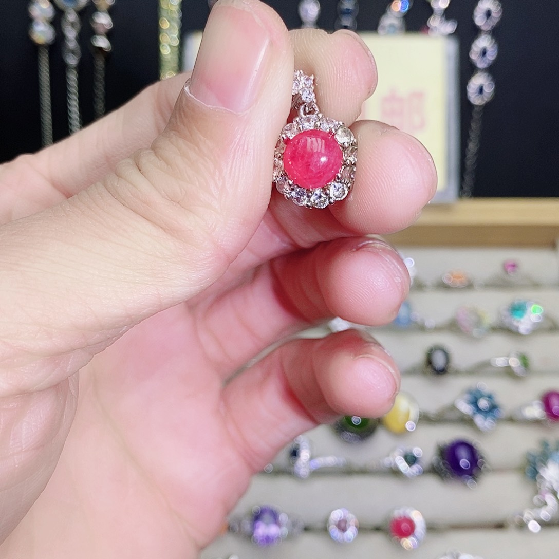 吊坠(不含链)未镶嵌水晶