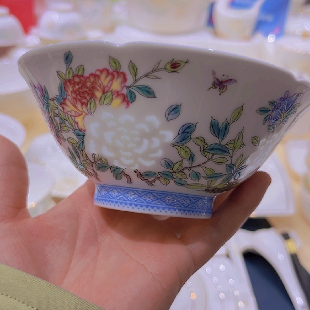骨瓷冰雁玲珑瓷米饭碗单拍