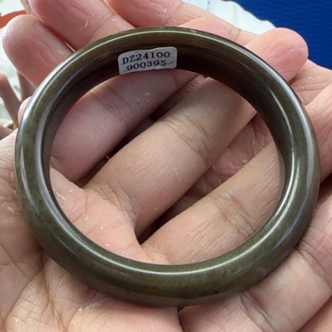 和田玉颈饰未镶嵌64