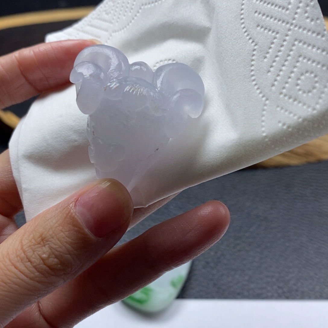 云***步定制翡翠未镶嵌羊