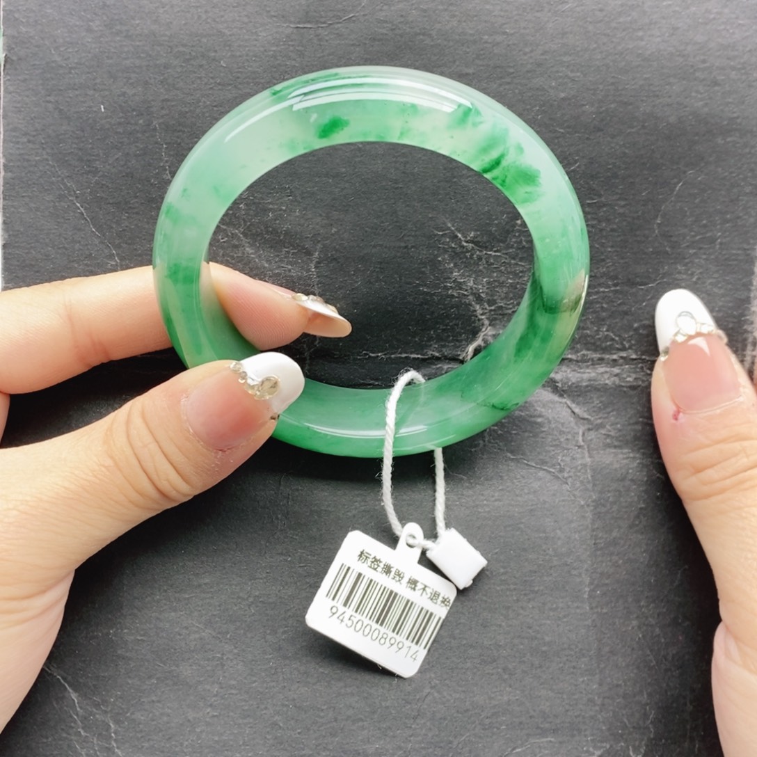 石英质玉未镶嵌手镯