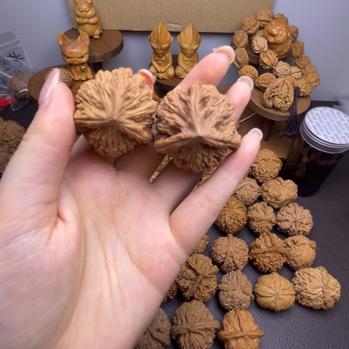 放***铁桃核吊坠麦虎马虎对两棱半有瑕