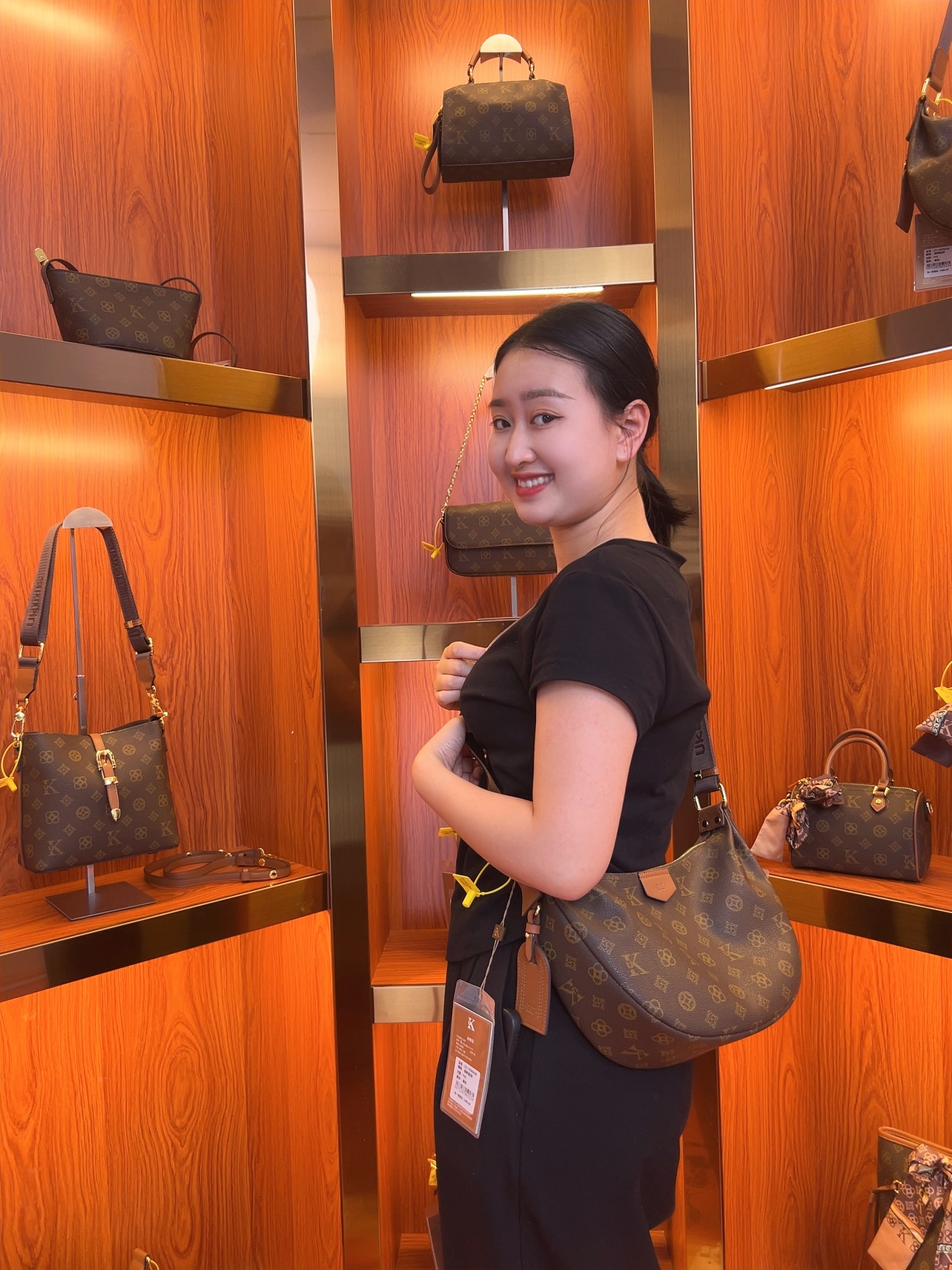 UK新款饺子包大容量单肩斜挎女包