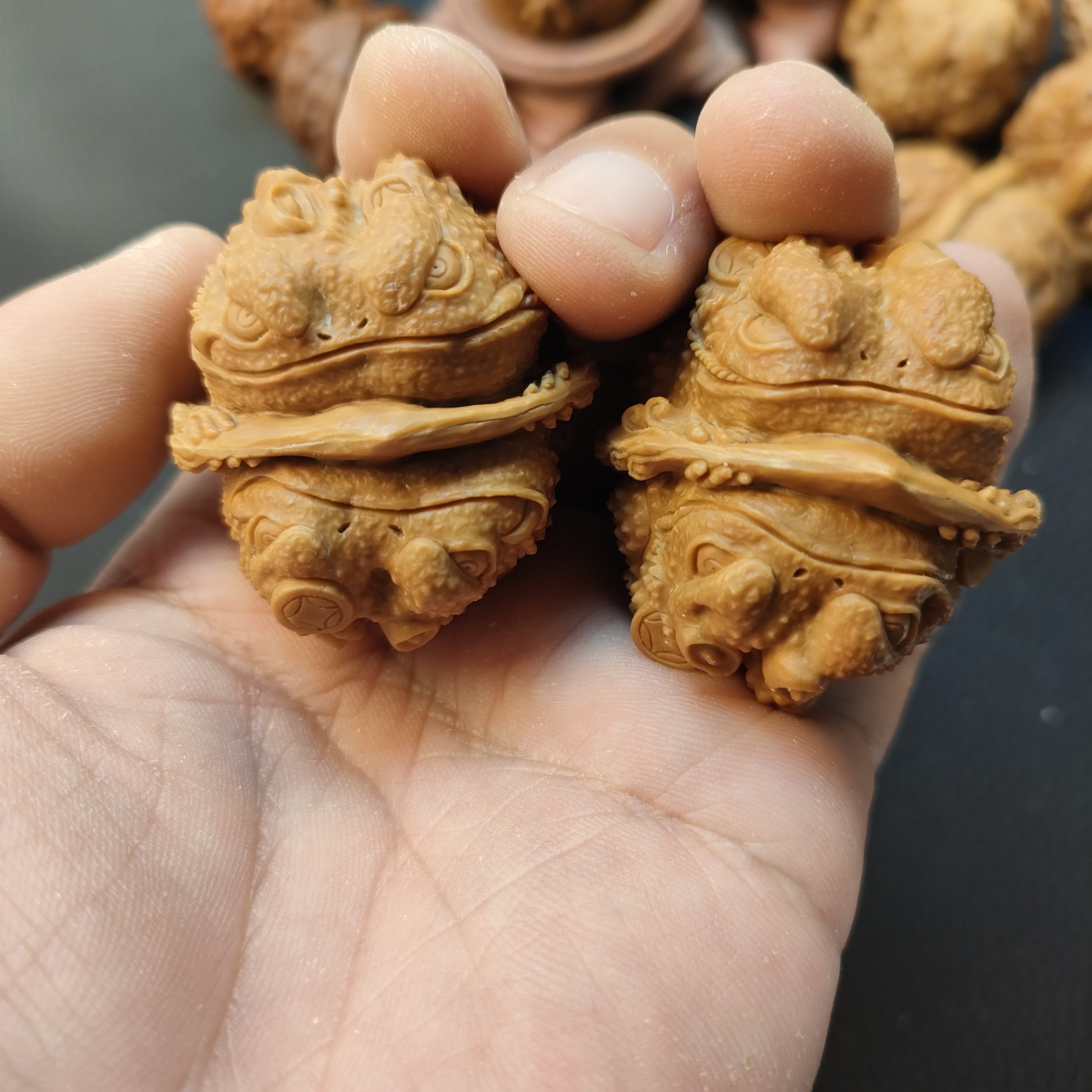 双面精工金蟾，精工精雕