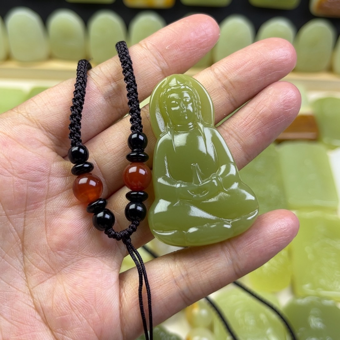新疆昆仑山料观音
