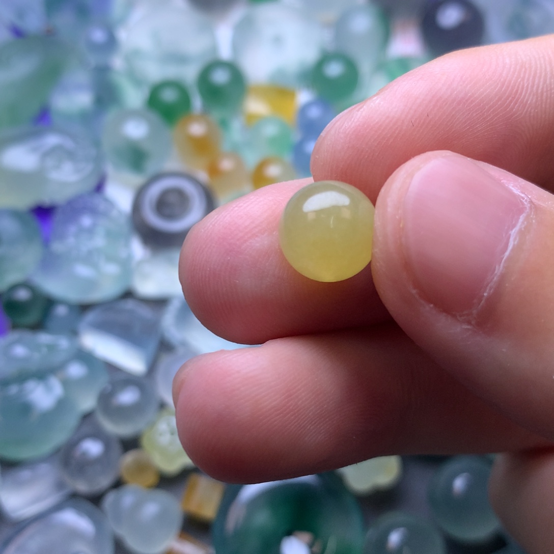 定制翡翠未镶嵌珠子