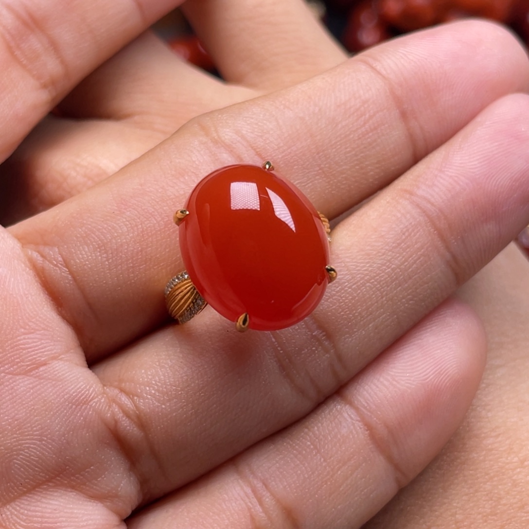 南红玛瑙珠宝奇石18K金镶嵌戒指