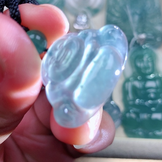 【闪购商品】翡翠颈饰未镶嵌天然翡翠