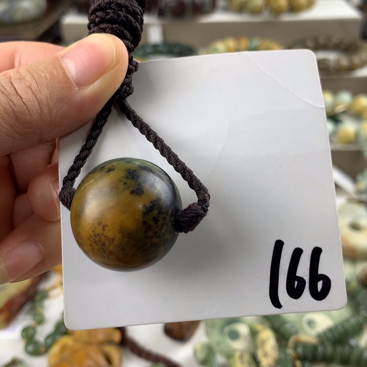 岫岩河磨玉（透闪石质玉）未镶嵌珠宝奇石